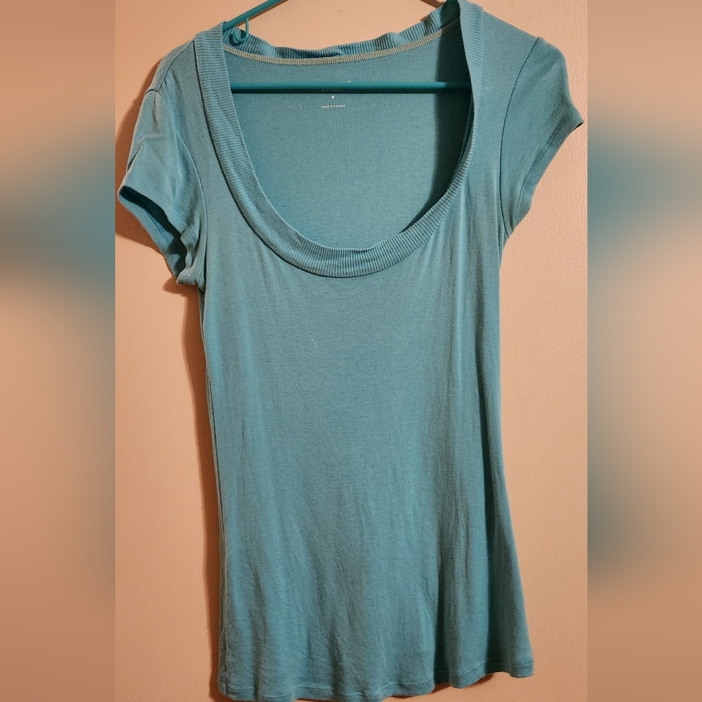 Express. Blue tshirt medium